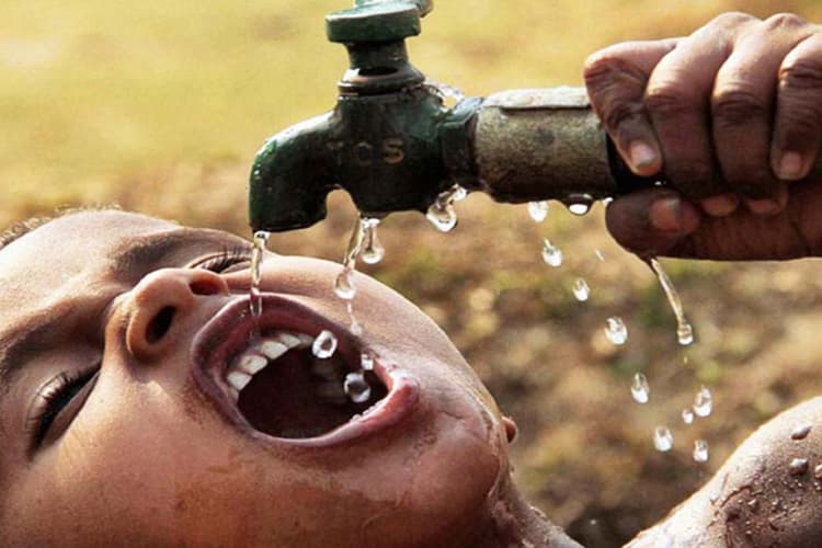 नालंदा में पेयजल संकट, स्टैंड पोस्ट सूखे, जलमीनार बंद और बोतलबंद पानी पर बढ़ी निर्भरता