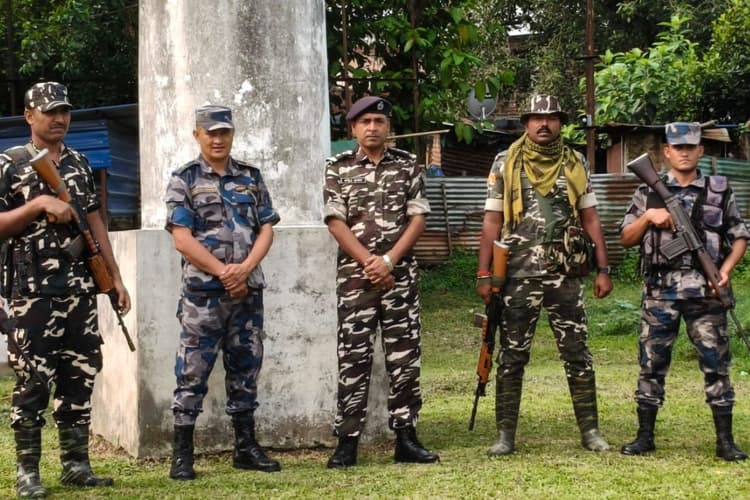 भारत-नेपाल सीमा पर एसएसबी और एपीएफ की संयुक्त पेट्रोलिंग, सुरक्षा व्यवस्था और मजबूत करने पर जोर