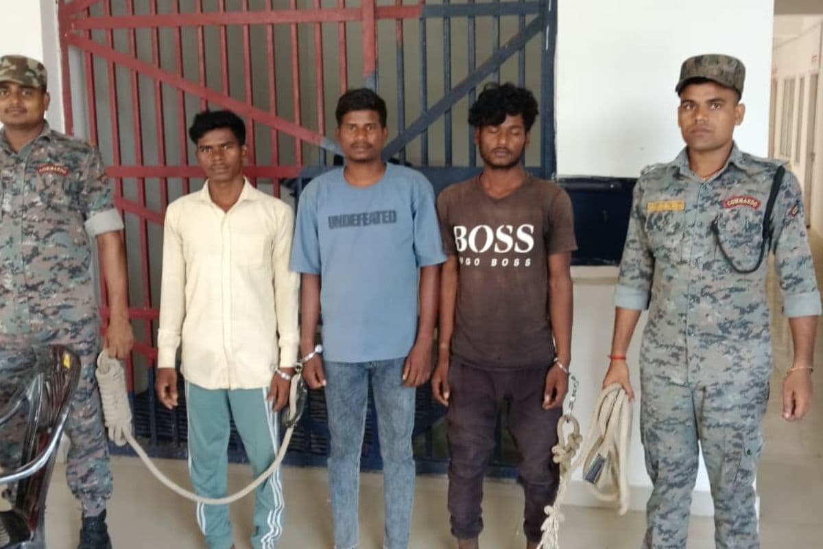 मारपीट और गाली-गलौज मामले में तीन आरोपी गिरफ्तार, न्यायिक हिरासत में भेजे गए