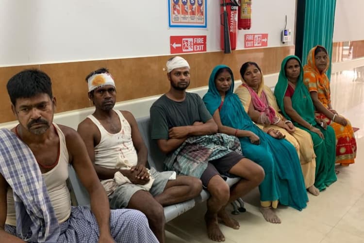 मुंगेर में नाली भरने को लेकर हुआ विवाद मारपीट तक पहुंचा, 15 घायल, 11 रेफर