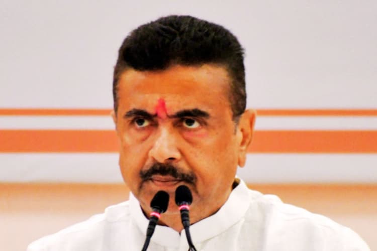 बंगाल में नौकरशाही का शुद्धिकरण, नबान्न से तृणमूल समर्थक अफसरों को बाहर कर रहे शुभेंदु अधिकारी