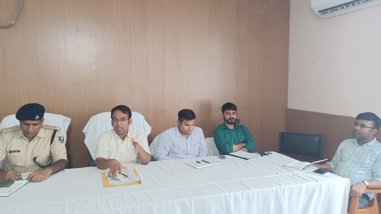तारापुर में मुहर्रम को लेकर प्रशासन अलर्ट, संवेदनशील क्षेत्रों में पुलिस बल तैनात