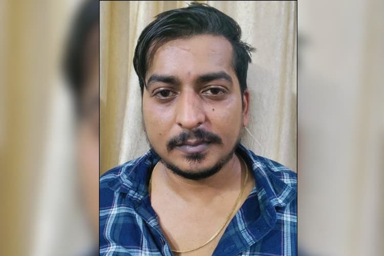 पटना में कुख्यात अपराधी को पुलिस ने दबोचा, अपार्टमेंट में घुसकर मारी थी गोली