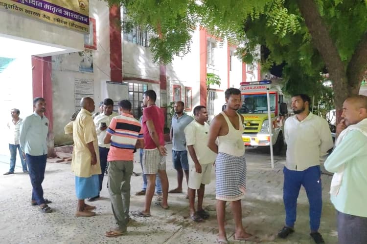 औरंगाबाद: खेत में दौड़ा करंट, किसान की मौत के बाद ग्रामीणों में भारी आक्रोश