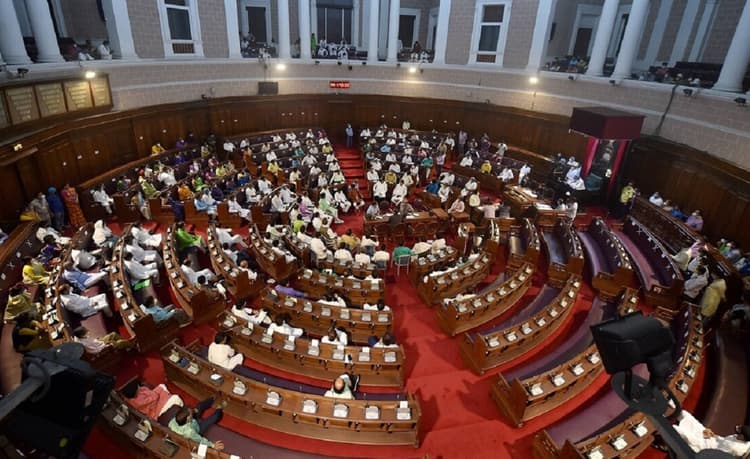 बंगाल विधानसभा का बजट सत्र 18 से, 22 को भाजपा सरकार पेश करेगी पहला पूर्ण बजट