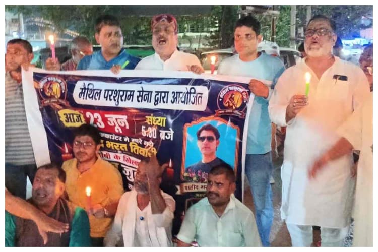 भरत तिवारी एनकाउंटर मामले को लेकर सड़कों पर उतरे लोग, न्याय की मांग