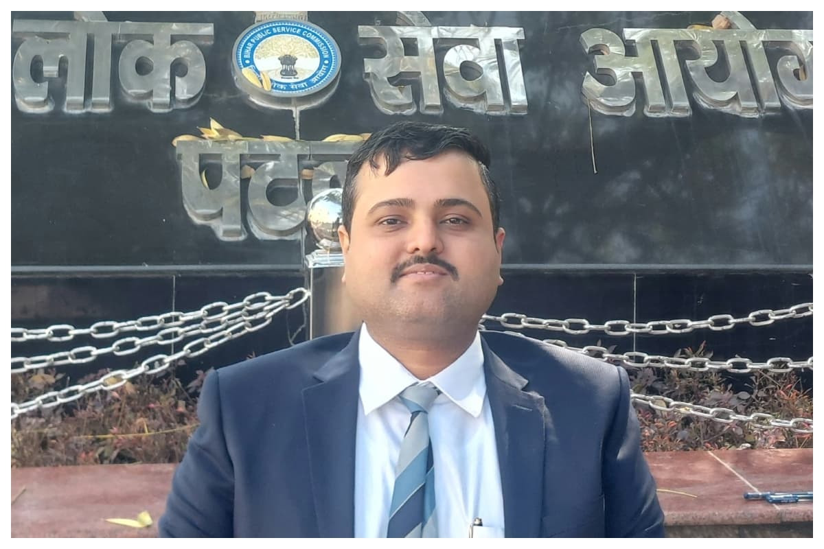 BPSC Result 2026: गंभीर बीमारी 'मस्कुलर डिस्ट्रॉफी' से जूझते हुए प्रत्यूष बने SDM