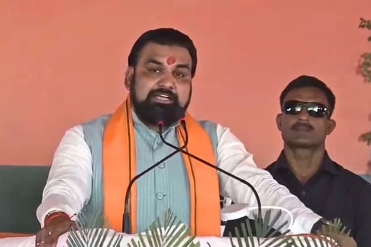 रोहतास-कैमूर के बीच बनेगा एयरपोर्ट, धार्मिक स्थलों के लिए हेलीकॉप्टर सेवा, मुंडेश्वरी धाम से सीएम सम्राट ने की कई घोषणाएं