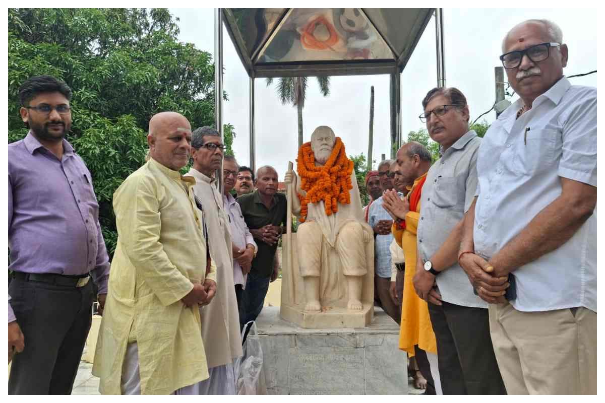 दरभंगा: जनकवि बाबा नागार्जुन की 115वीं जयंती पर श्रद्धांजलि, वक्ताओं ने किया याद