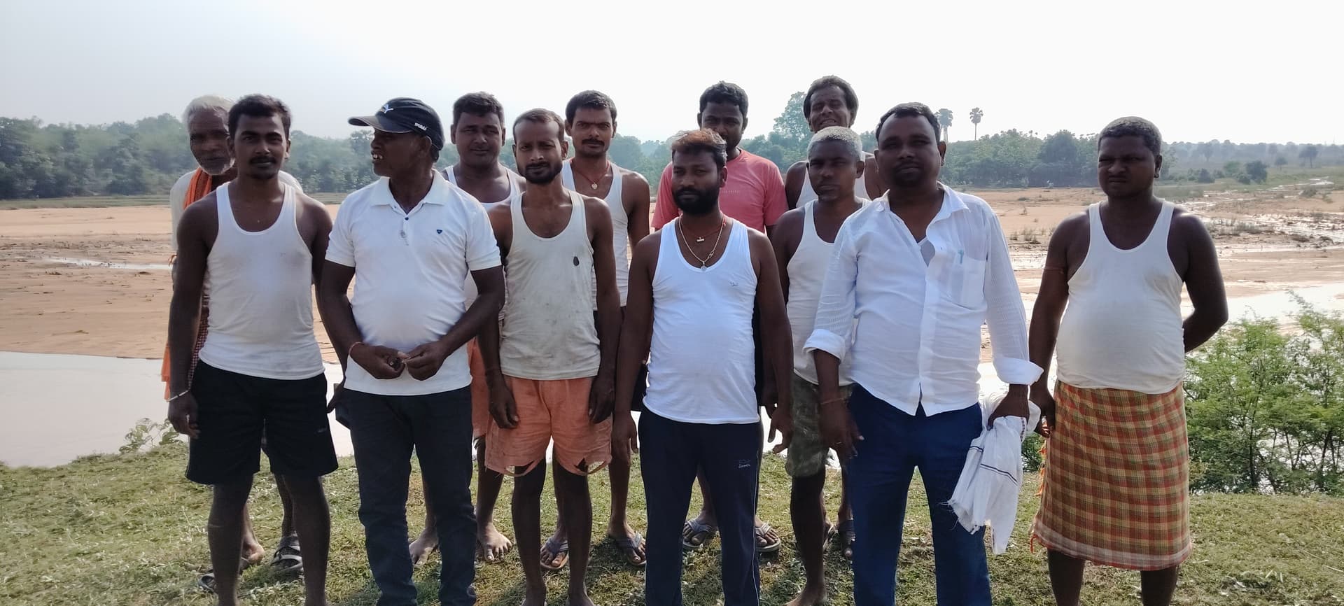 देवीपुर : पतरो नदी पर तटबंध निर्माण की मांग