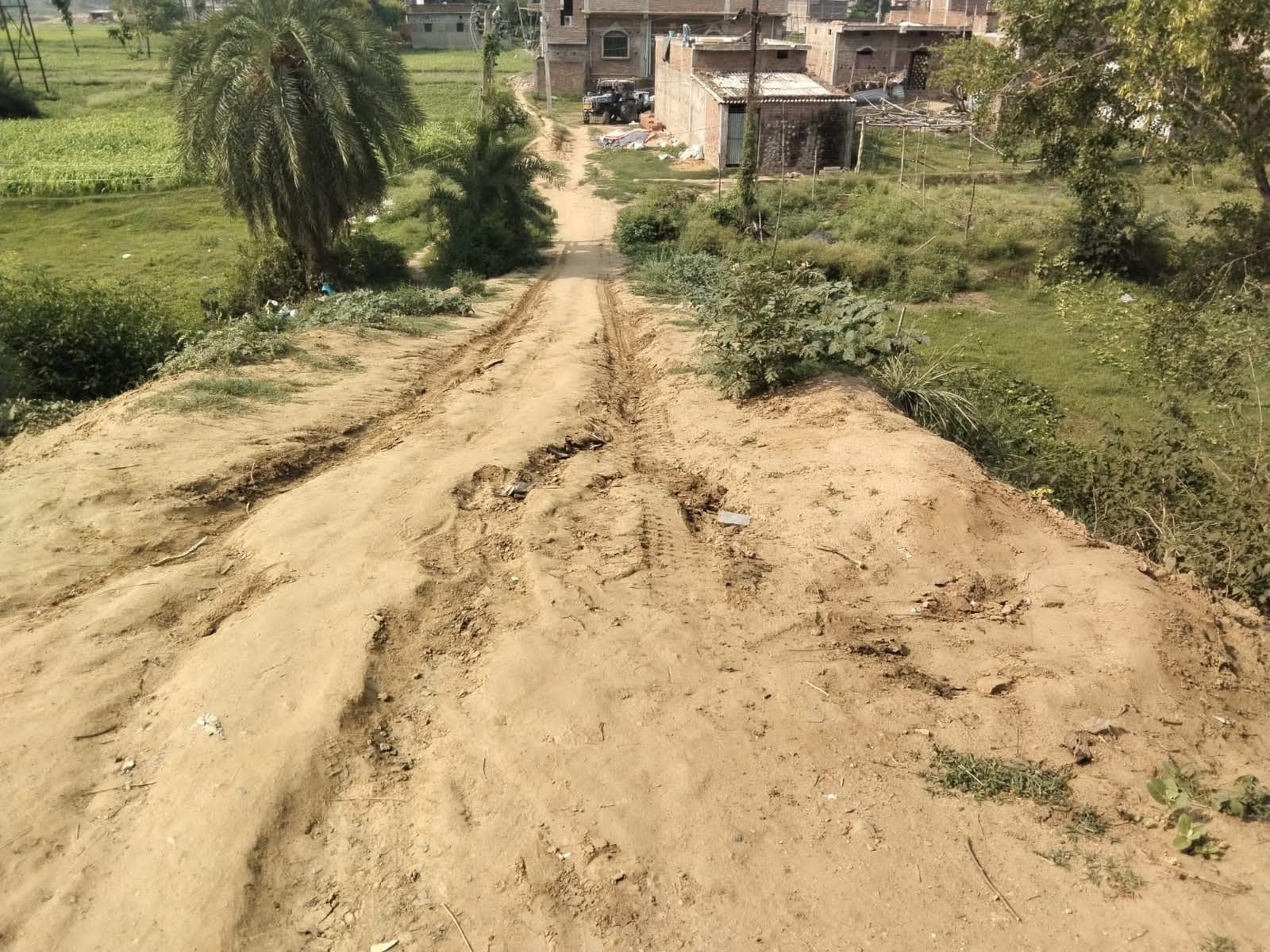 सदर प्रखंड की लटकी योजनाओं का जिम्मेदार कौन