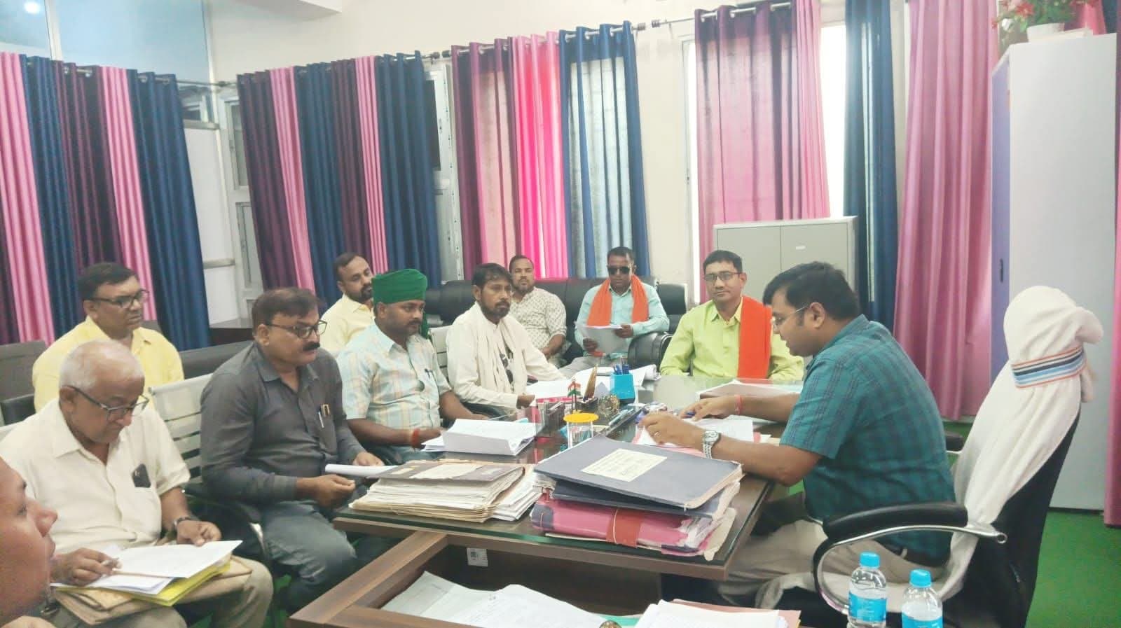 पात्र मतदाता सूची से न छूटे, बीएलओ से रखें समन्वय : एसडीओ