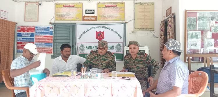 शौर्य संपर्क दल ने पूर्व सैनिकों व वीर नारियों की सुनी समस्याएं