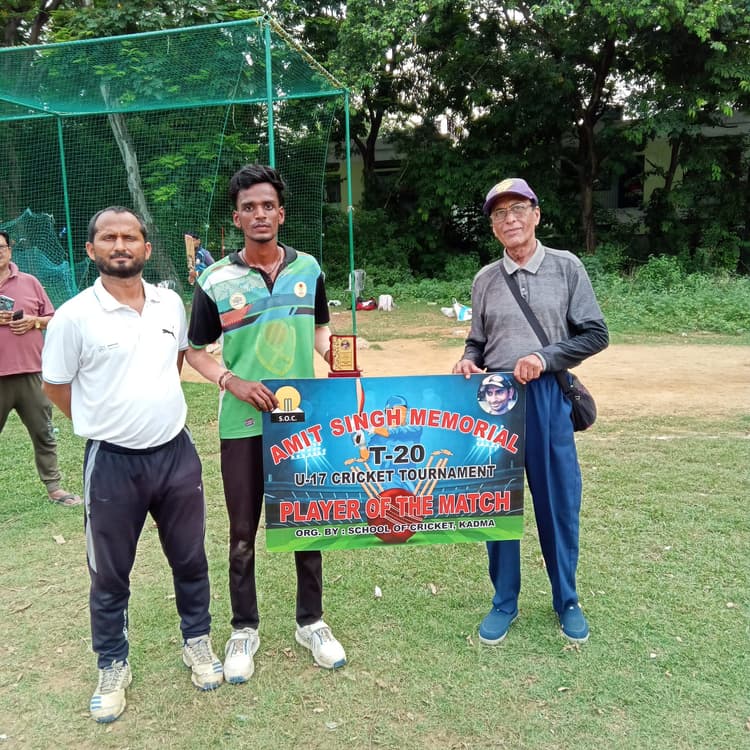 Amit cricket : चैलेंजर्स एकादश की टीम ने जुस्को एकादश को हराया
