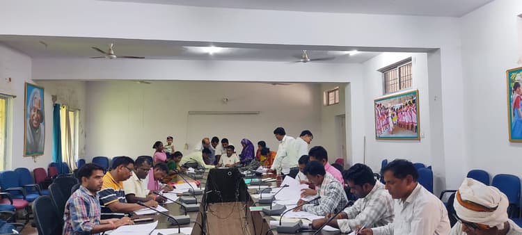 हर घर और भवन की जनगणना में पूरी सावधानी बरतें