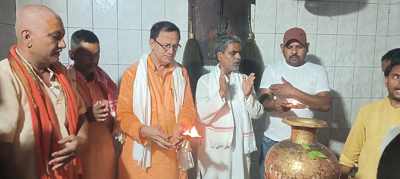 नमो के 12 साल पूरे होने पर भाजपा कार्यकर्ताओं ने मनाया उत्सव