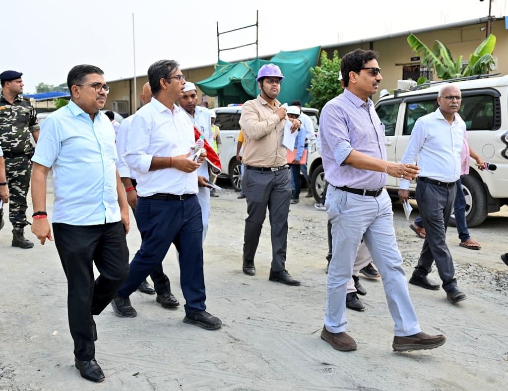 Bokaro News : मार्च तक अस्पताल भवन का काम पूरा करने का निर्देश