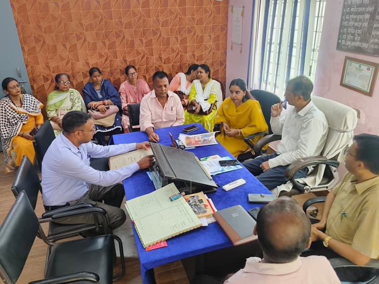 Giridih News :पल्स पोलियो अभियान को सफल के लिए तालमेल बनाकर काम करने का आह्वान