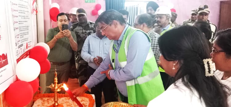 Bokaro News : डीवीसी अस्पताल परिसर में लगे शिविर में 22 यूनिट रक्त संग्रह