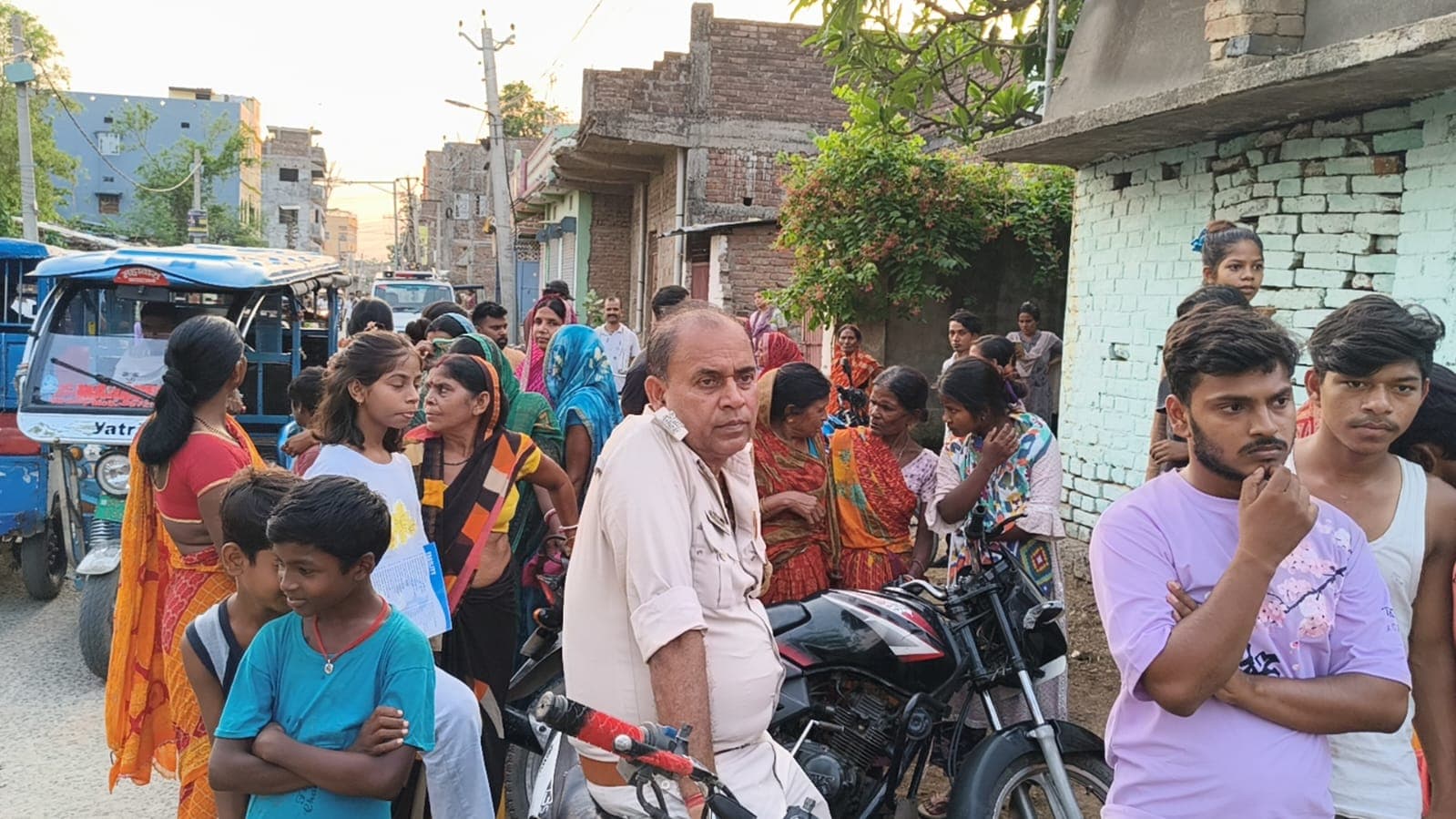 संदिग्ध परिस्थितियों में विवाहिता की मौत, मायके वालों ने लगाया दहेज हत्या का आरोप