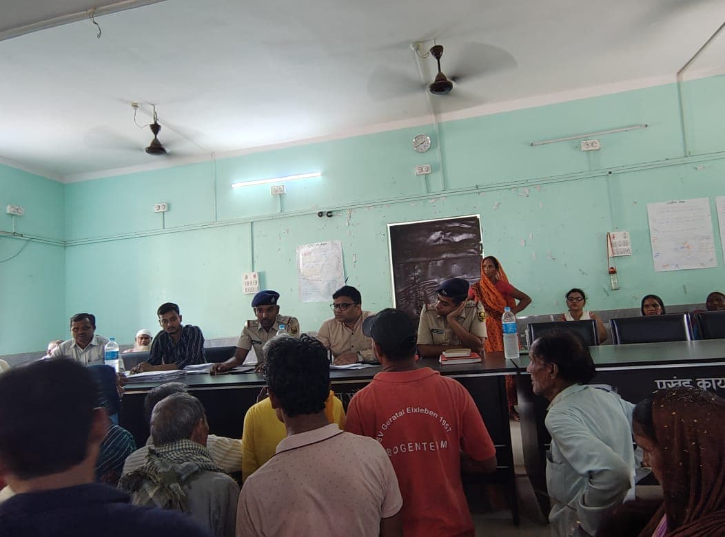 जनता दरबार में 11 मामलों की हुई सुनवाई