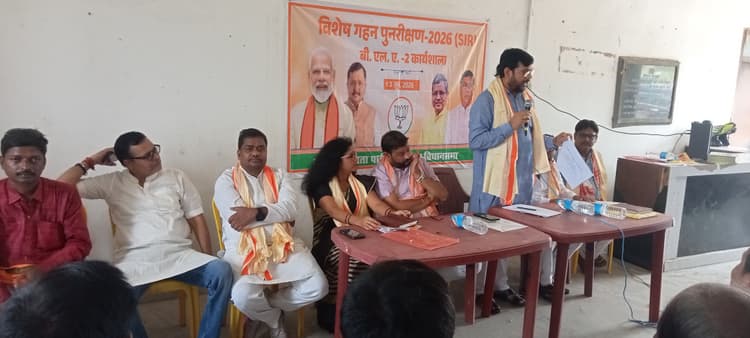 फर्जी मतदाताओं की पहचान और नाम हटाने में दिखायें सक्रियता: अनंत ओझा