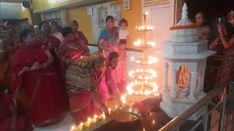 रोसड़ा गायत्री शक्ति पीठ में गूंजे महामंत्र, श्रद्धा के साथ मनाई गई जयंती
