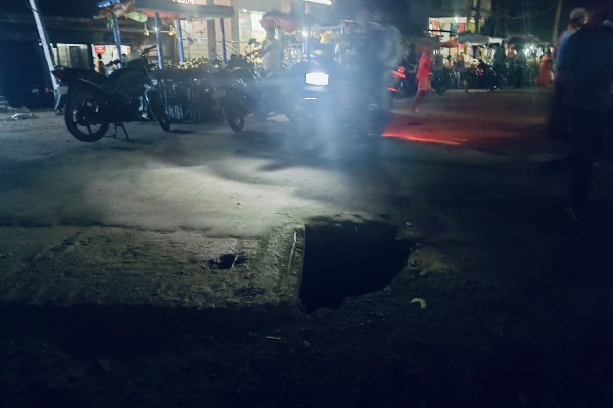 गयाजी: खुले मेनहोल से बढ़ा दुर्घटनाओं का खतरा, ग्रामीण बोले-बड़े हादसे से पहले जागे प्रशासन