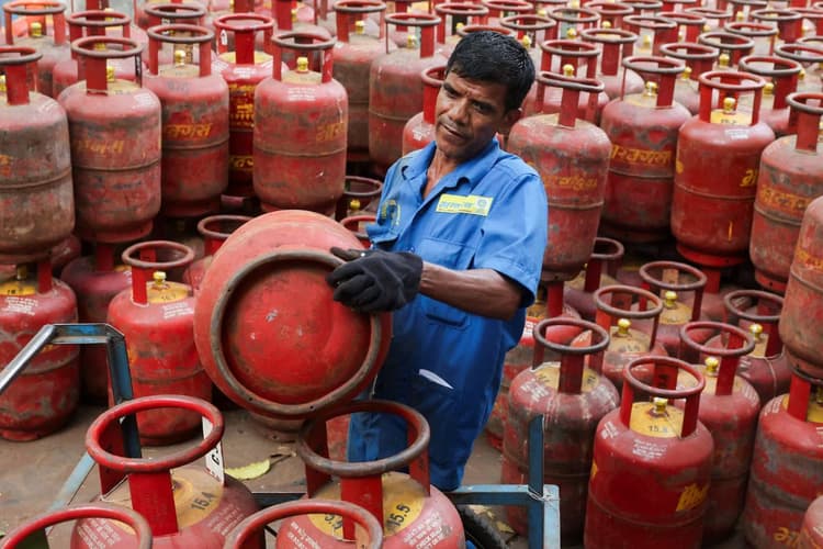 जहानाबाद में जिले में LPG आपूर्ति पूरी तरह सामान्य, प्रशासन ने अफवाहों से बचने की अपील की