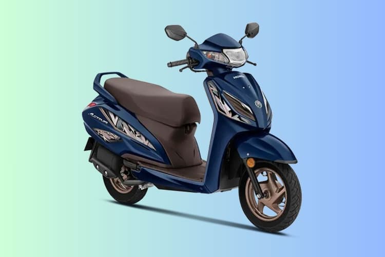 EV बूम ने बदला खेल, क्या एक्टिवा बचा पाएगी अपना ताज?