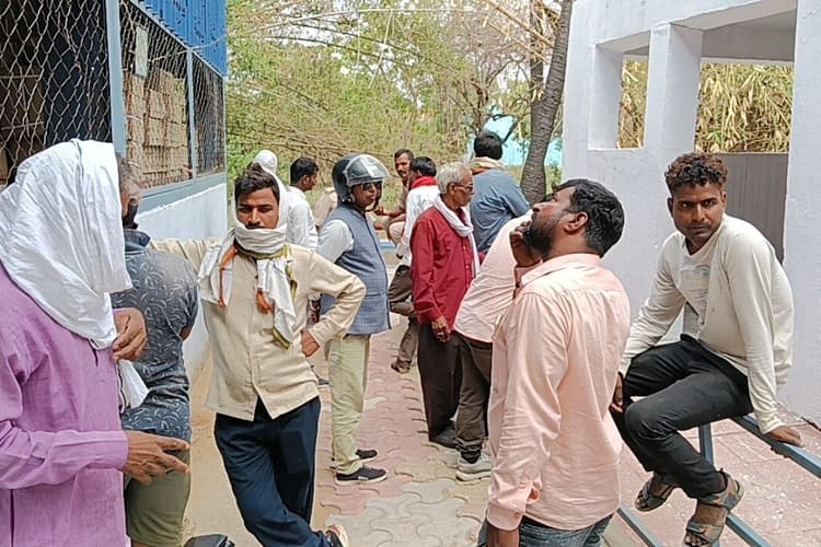 कैमूर में शौच के लिए निकले व्यक्ति की तालाब में डूबने से मौत, दोपहर में पानी पर तैरता मिला शव