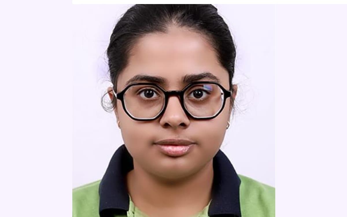 मधुबनी: पहले प्रयास में IIT-JEE में सफल हुई मानसी झा, बोलीं- लक्ष्य अभी बाकी है