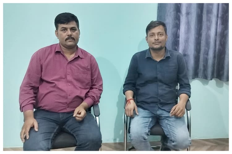 Sitamarhi News: सीतामढ़ी के दो युवा बने सैकड़ों बच्चों की उम्मीद, श्रम से मुक्त कर दिलाई शिक्षा