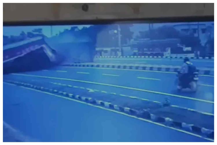 मेहसी में दो ट्रकों की भीषण भिड़ंत, एक की मौत, CCTV में कैद हुआ हादसा