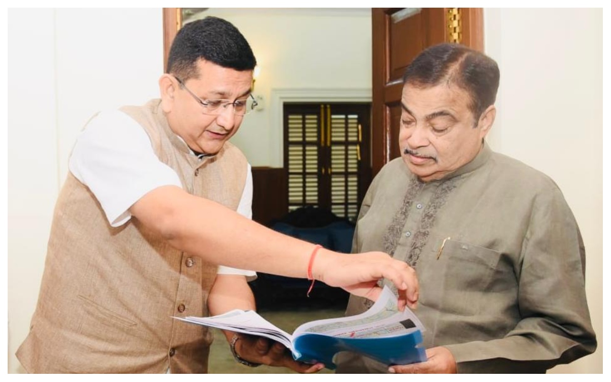 समस्तीपुर: एक्सप्रेस-वे अलाइनमेंट विवाद पहुंचा दिल्ली, नितिन गडकरी से मिले रंजीत निर्गुणी