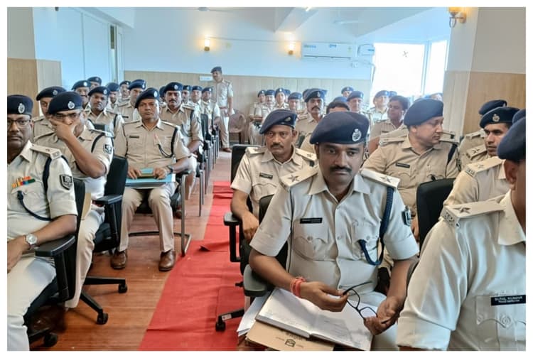 मुजफ्फरपुर: एसएसपी,क्राइम कंट्रोल करें, वरना कार्रवाई के लिए रहें तैयार