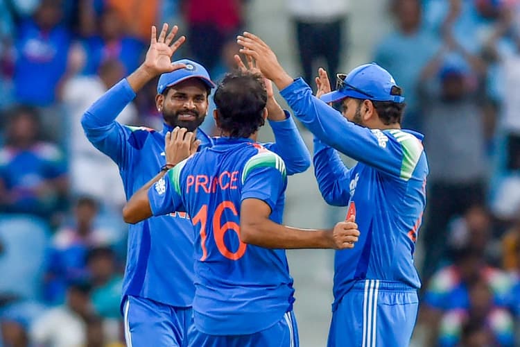 डेब्यू मैच में प्रिंस यादव के साथ हुआ दिल तोड़ने वाला वाकया, विकेट लेकर भी रह गए खाली हाथ; जानिए वजह