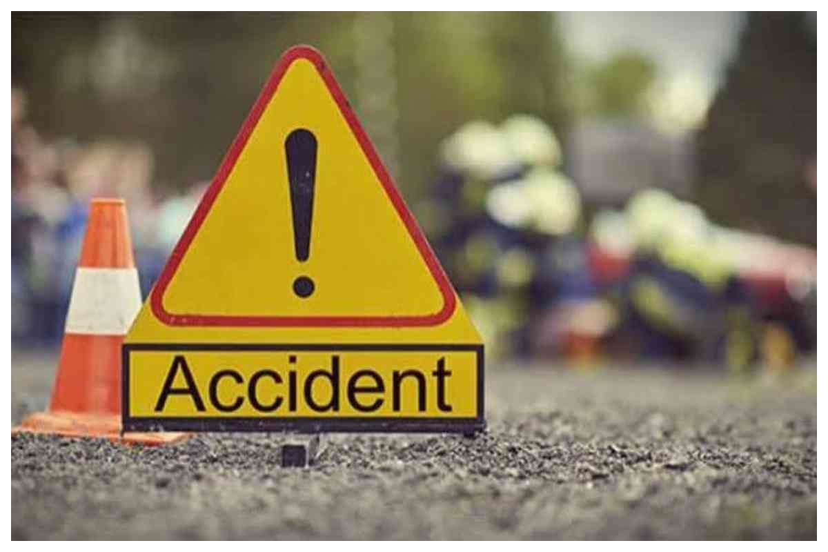 पुपरी में पूजा देखने जा रहे परिवार को बाइक ने मारी टक्कर, सात घायल