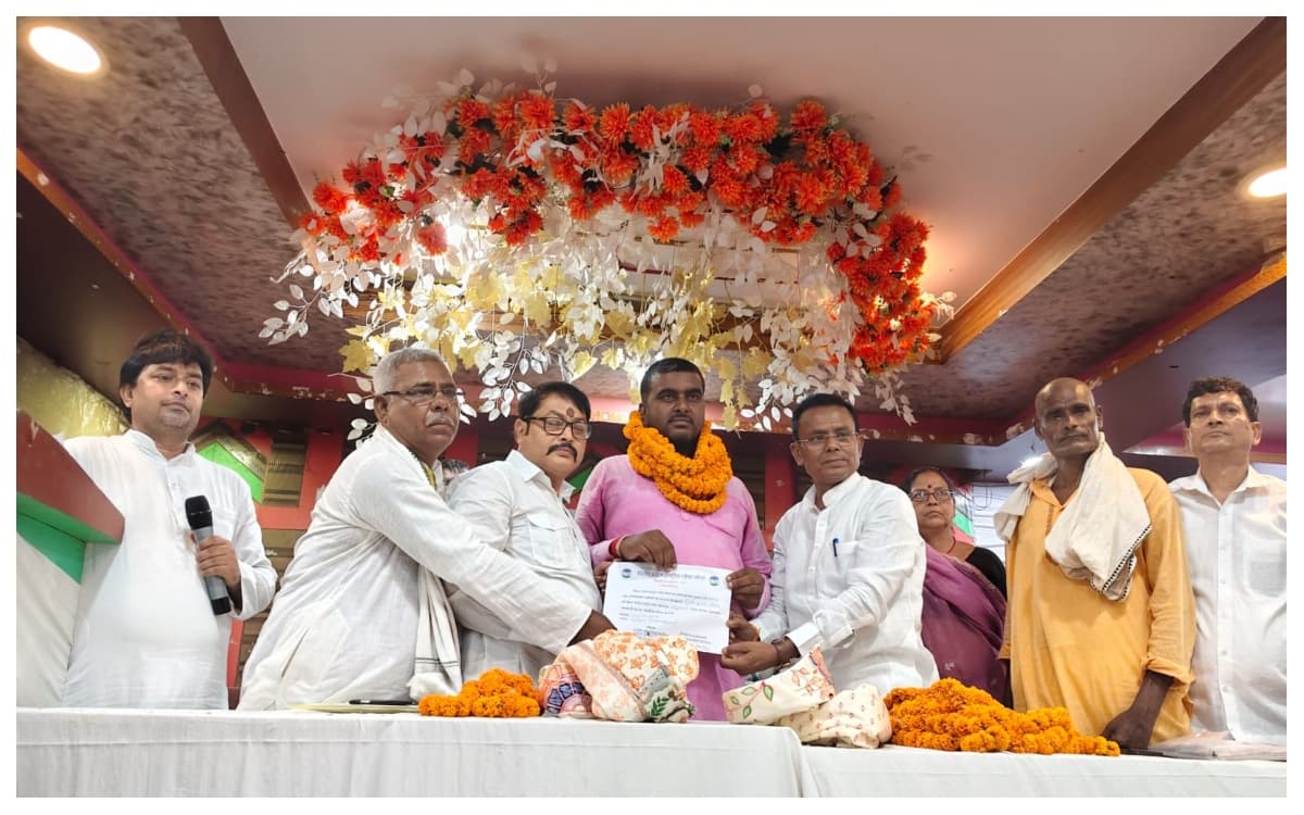 मधुबनी: राष्ट्रीय लोक मोर्चा के जिलाध्यक्ष पद पर फिर चुने गए रंजीत कुमार कामत