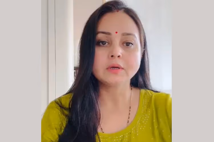 RJD से सुनील सिंह की उम्मीदवारी पर रोहिणी भड़कीं, बोलीं- मक्कारी जिसकी फितरत उसे उम्मीदवार कैसे बनाया