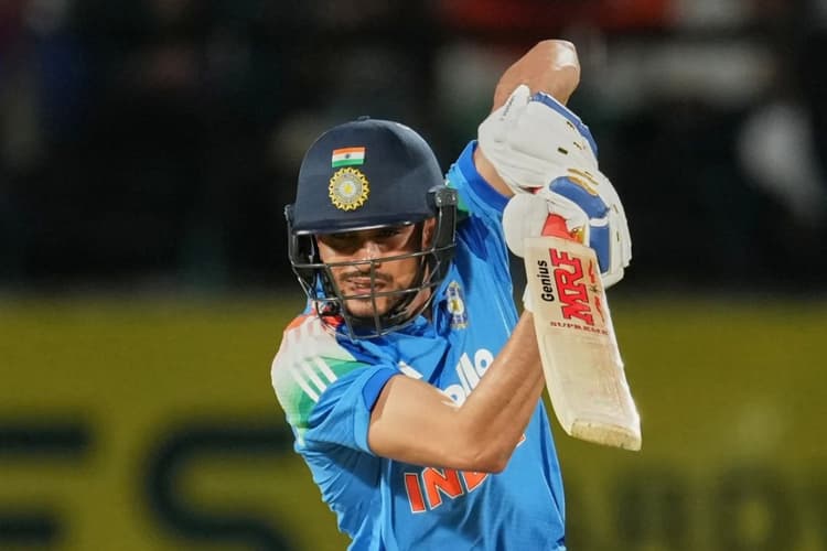 ICC वनडे रैंकिंग में शुभमन गिल ने लगाई छलांग, विराट कोहली को हुआ नुकसान; टॉप-5 में भारत का दबदबा
