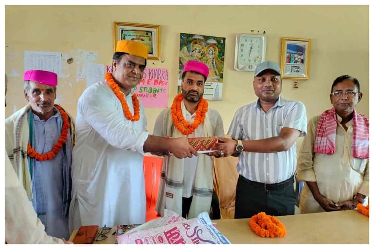 सीतामढ़ी के जयानंद ठाकुर ने BPSC में लहराया परचम, भव्य समारोह में किया गया सम्मानित