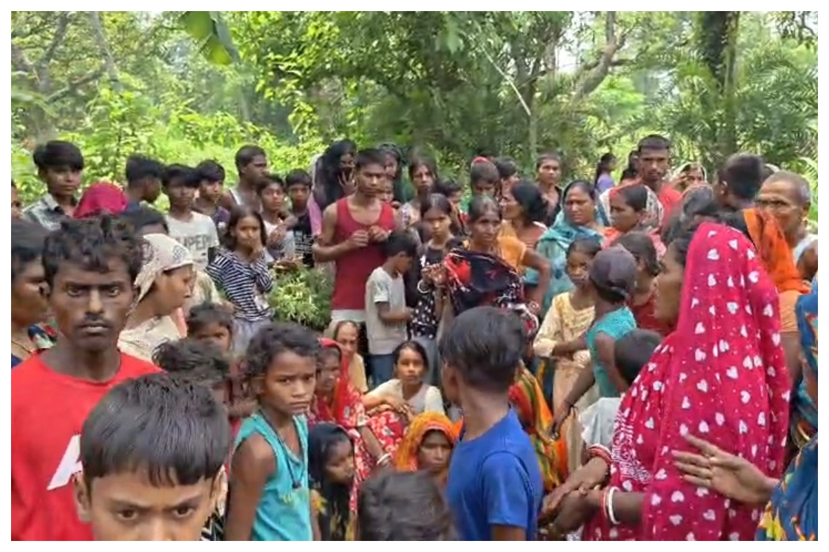 समस्तीपुर: पेड़ से लटकता मिला 18 वर्षीय युवक का शव, परिजनों ने जतायी हत्या की आशंका