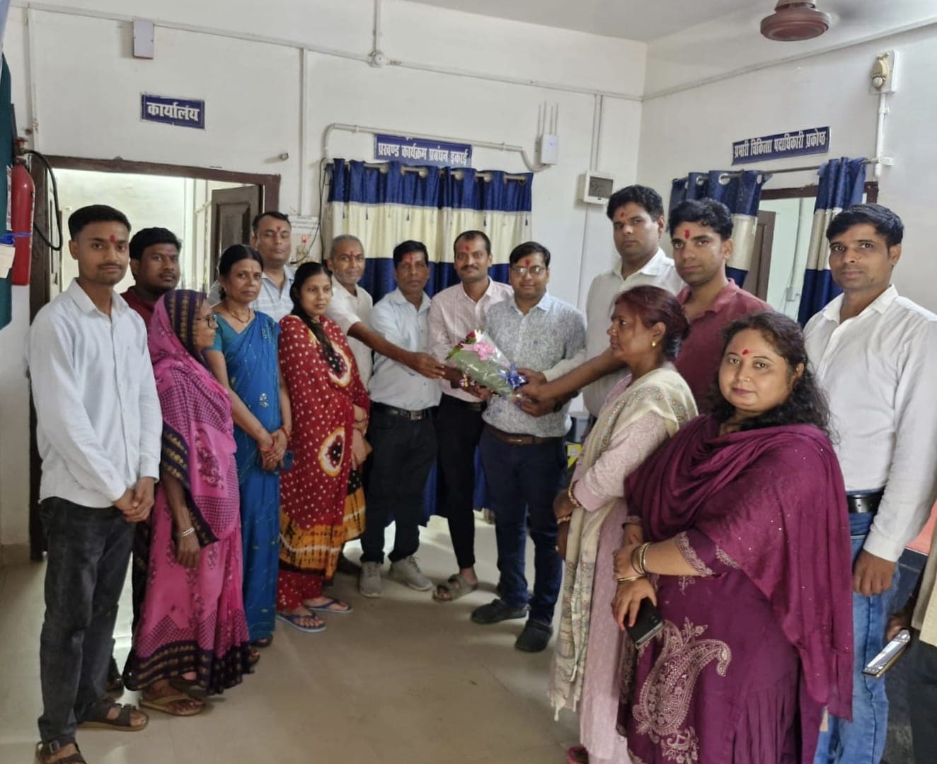 पीएचसी को मिला नए प्रभारी चिकित्सा पदाधिकारी,डॉ. सोनु कुमार ने संभाला पदभार। पीएचसी को मिला नए प्रभारी चिकित्सा पदाधिकारी,डॉ. सोनु कुमार ने संभाला पदभार।