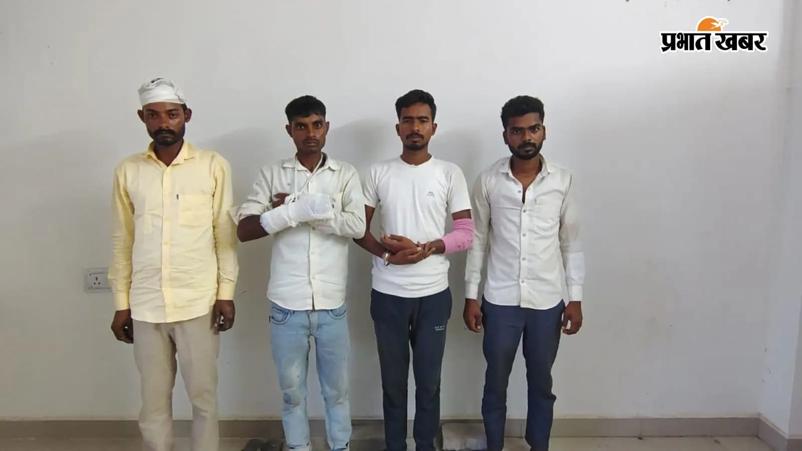 हत्या के प्रयास मामले में चार आरोपी गिरफ्तार हत्या के प्रयास मामले में चार आरोपी गिरफ्तार