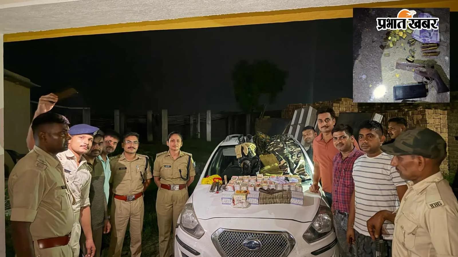 अपराधियों के पास से बरामद रूपये, जाली नोट, सोना व हथियार के साथ पुलिस टीम अपराधियों के पास से बरामद रूपये, जाली नोट, सोना व हथियार के साथ पुलिस टीम