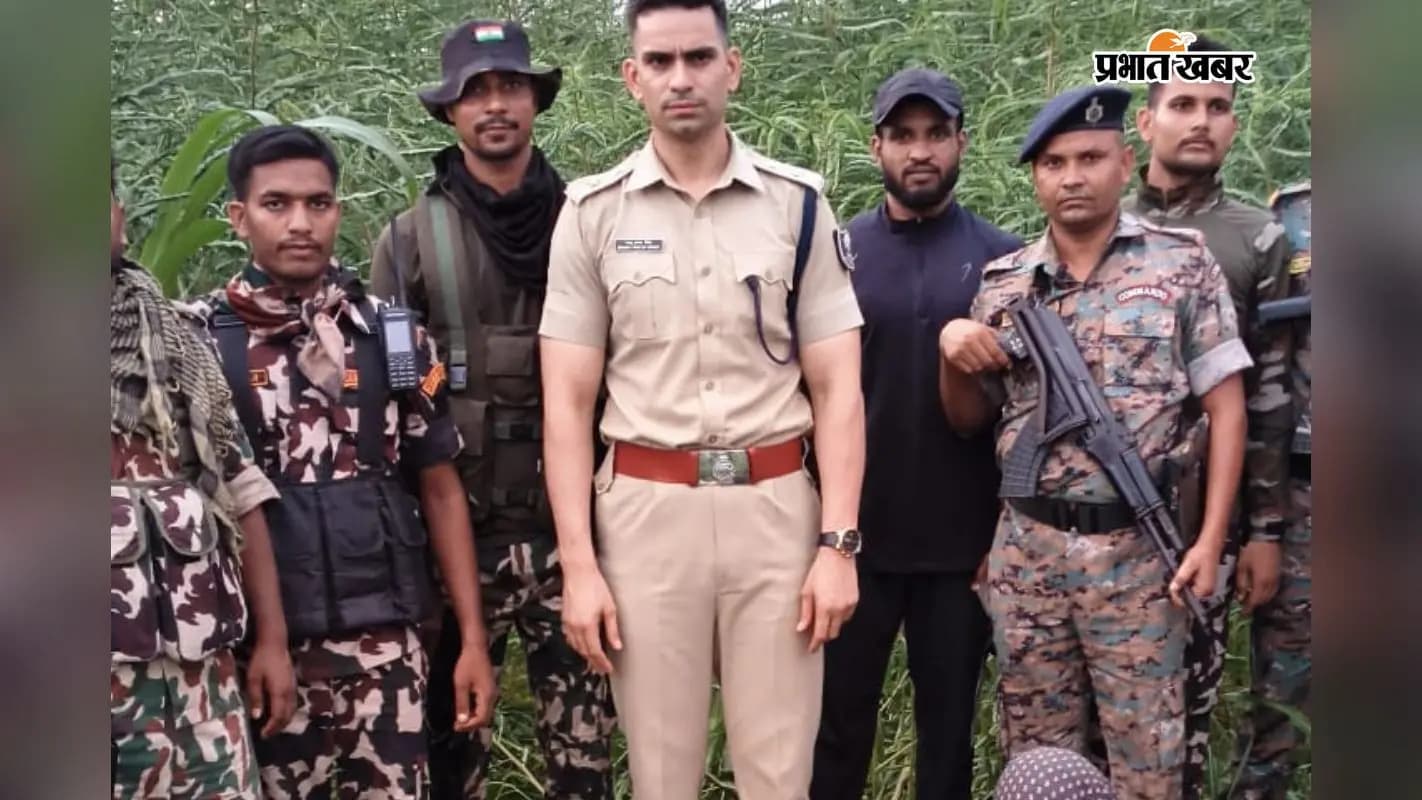 STF और पुलिस की संयुक्त कार्रवाई STF और पुलिस की संयुक्त कार्रवाई
