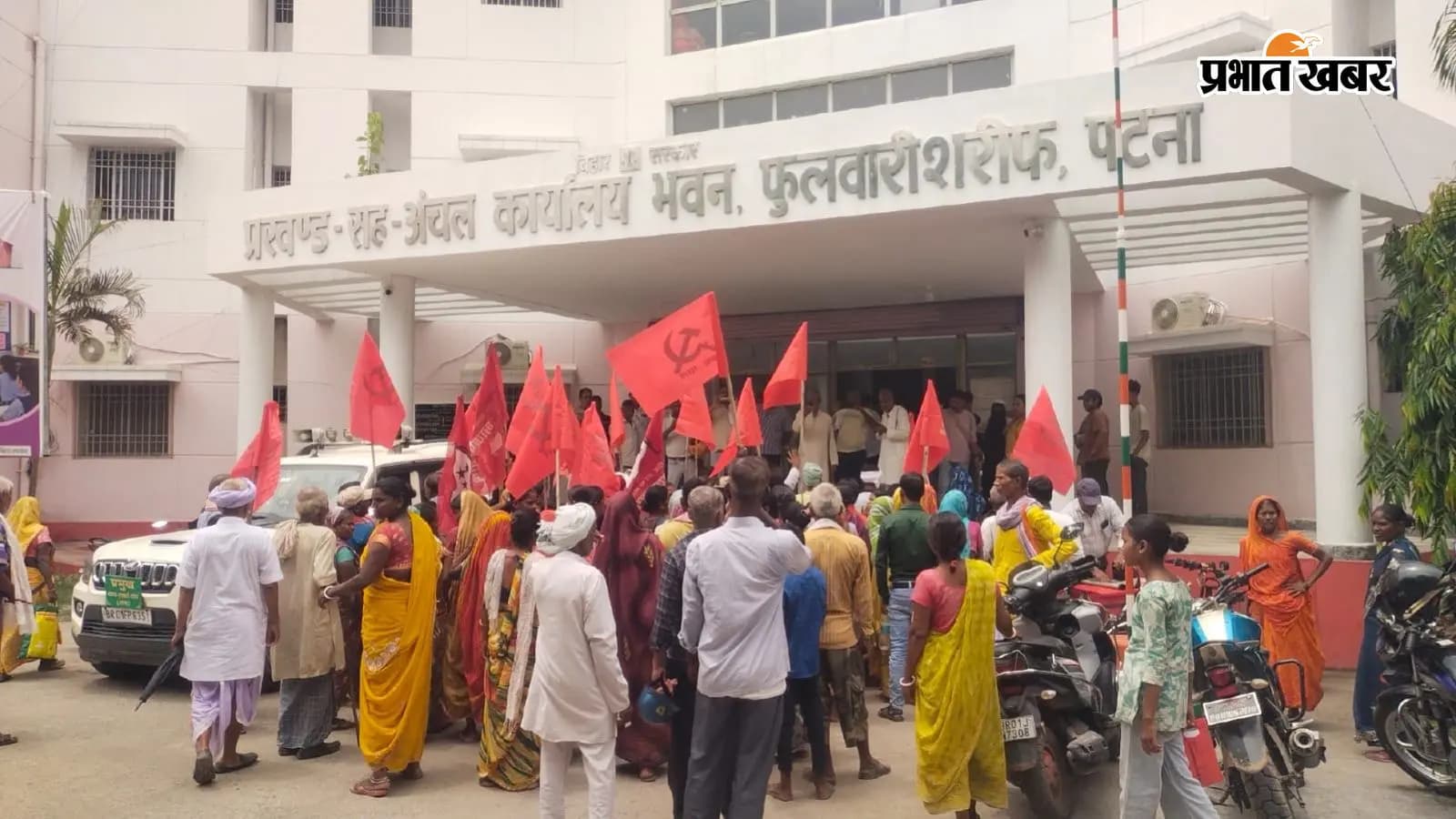 माले-खेग्रामस का प्रदर्शन माले-खेग्रामस का प्रदर्शन