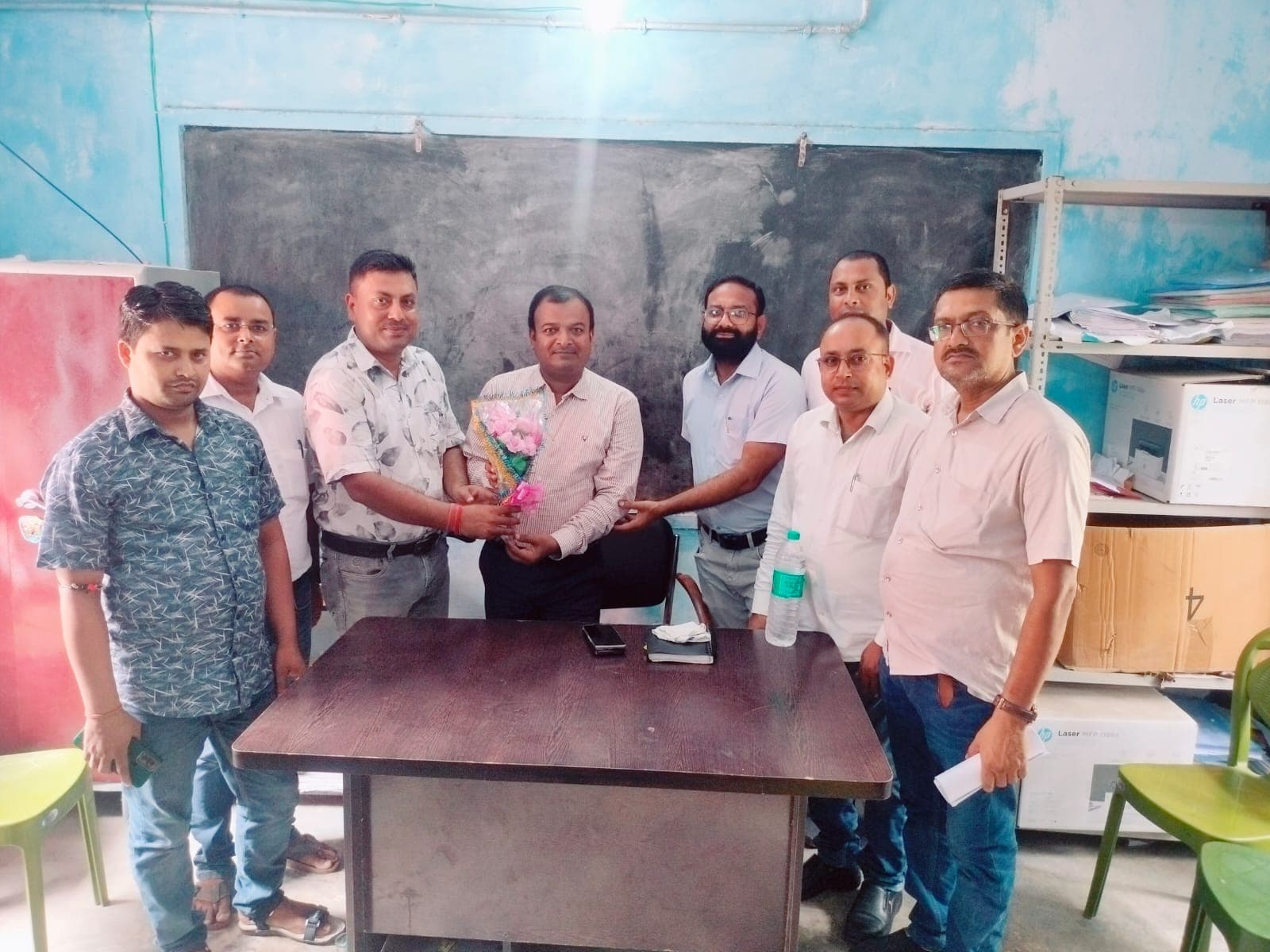 छौड़ाही में एमओ मो.तैय्यब हुसैन ने संभाला प्रखंड शिक्षा पदाधिकारी का अतिरिक्त प्रभार छौड़ाही में एमओ मो.तैय्यब हुसैन ने संभाला प्रखंड शिक्षा पदाधिकारी का अतिरिक्त प्रभार