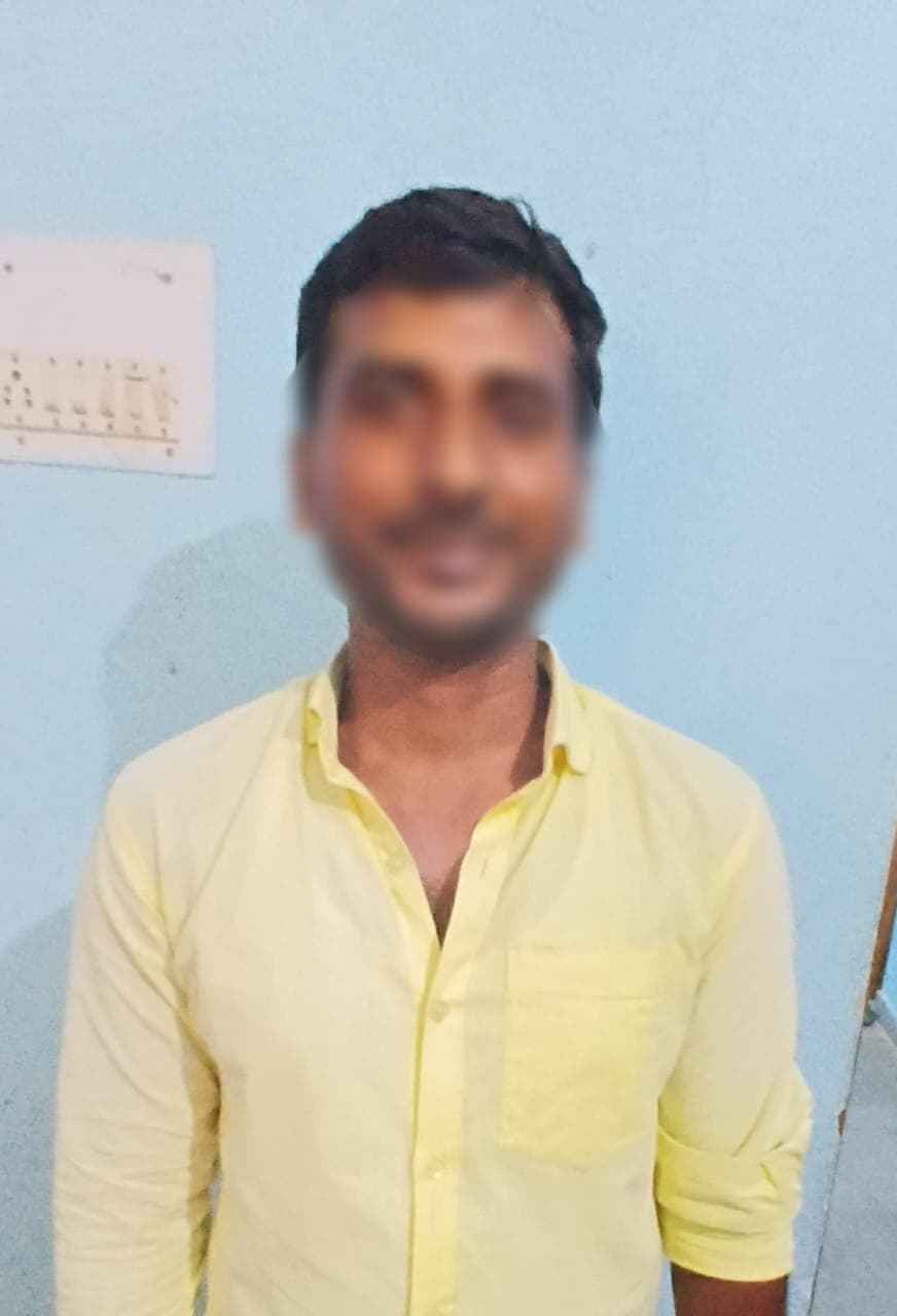 तीन साल से फरार लूटकांड के आरोपित गिरफ्तार तीन साल से फरार लूटकांड के आरोपित गिरफ्तार